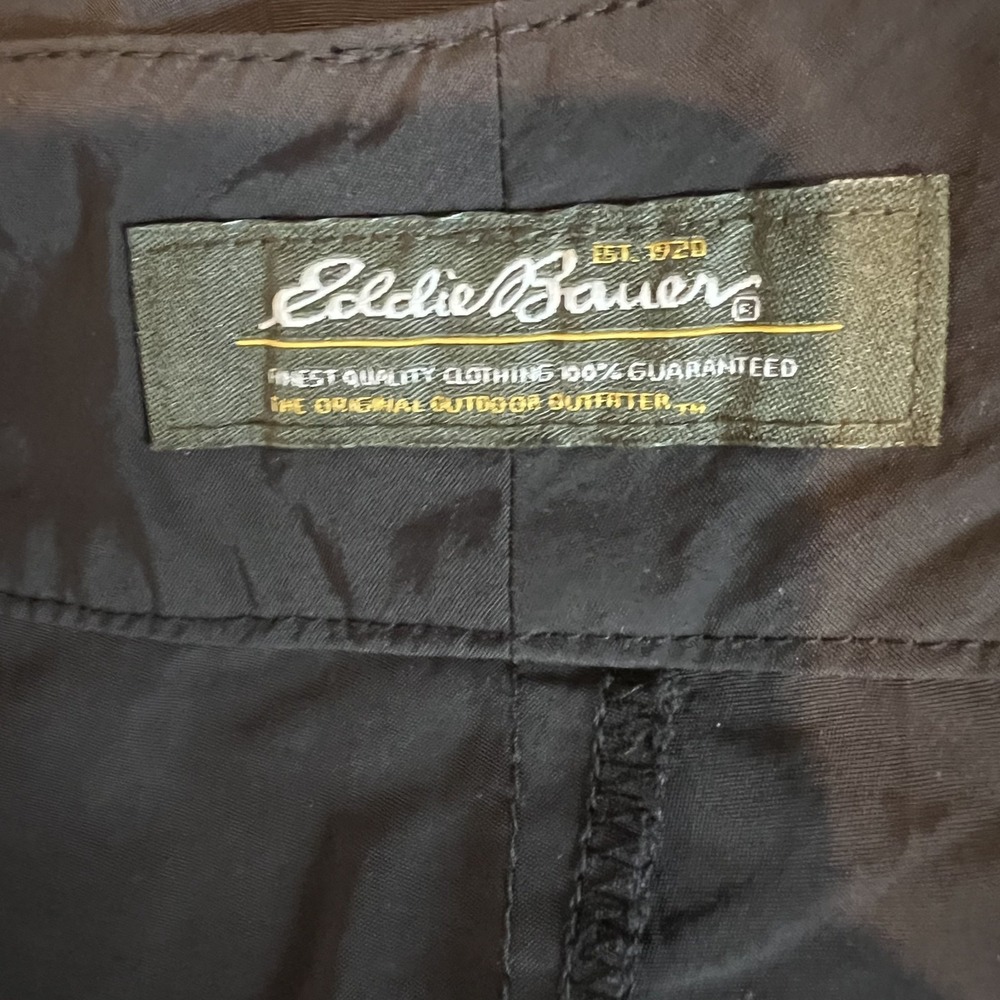 Eddie Bauer Womens Size 10 Black Casual Pocketed Chino Shorts - Picture 6 of 7